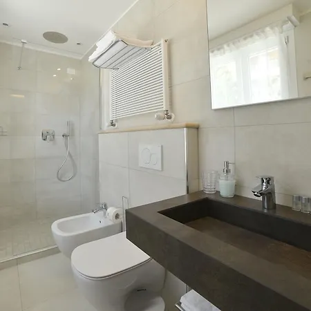 Otel Miki 3*