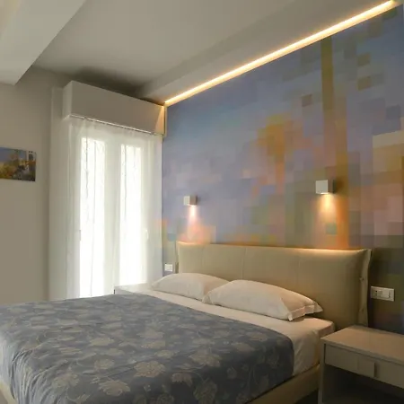 Miki Otel Bordighera